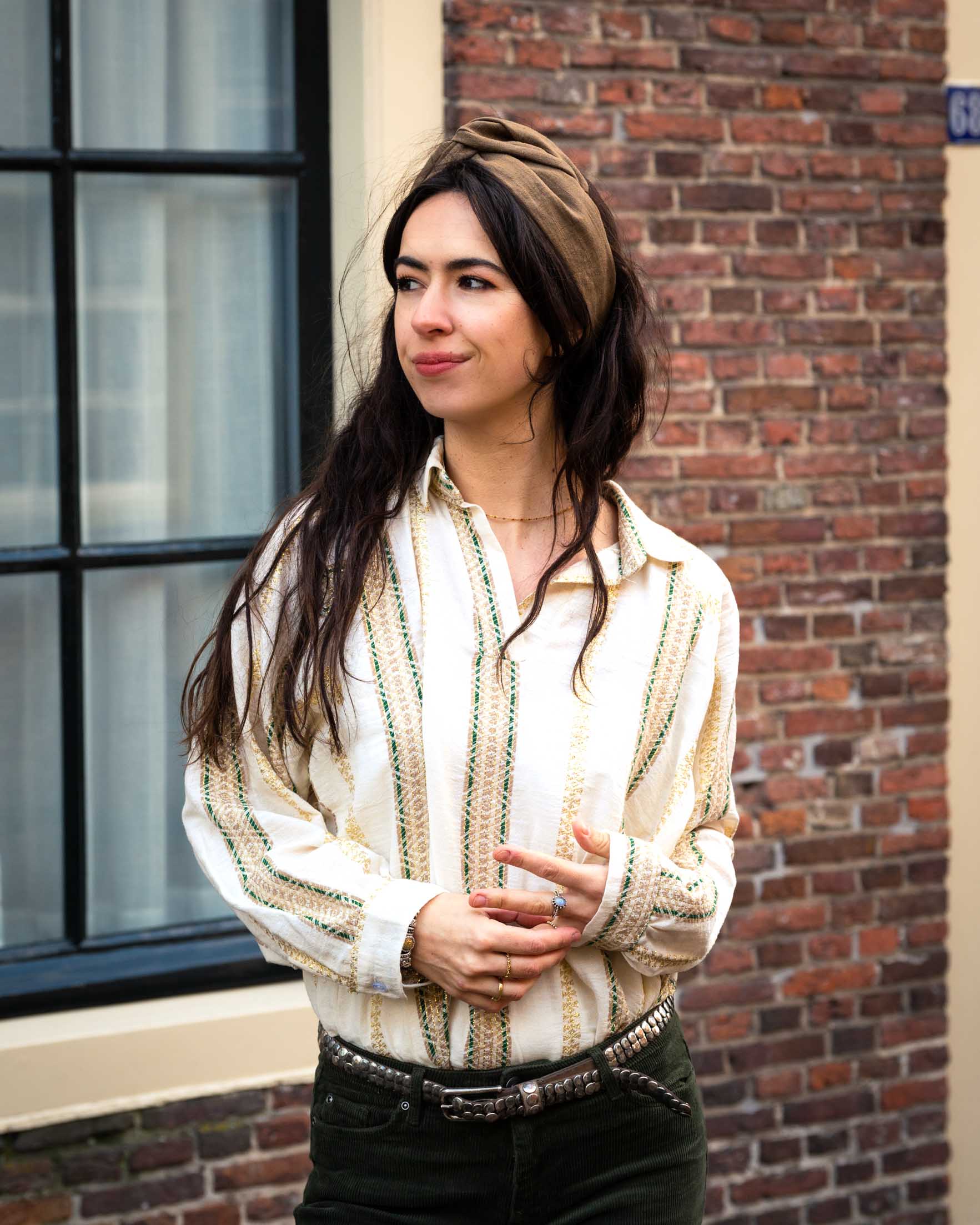 haarbanden met ijzerdraad knopen