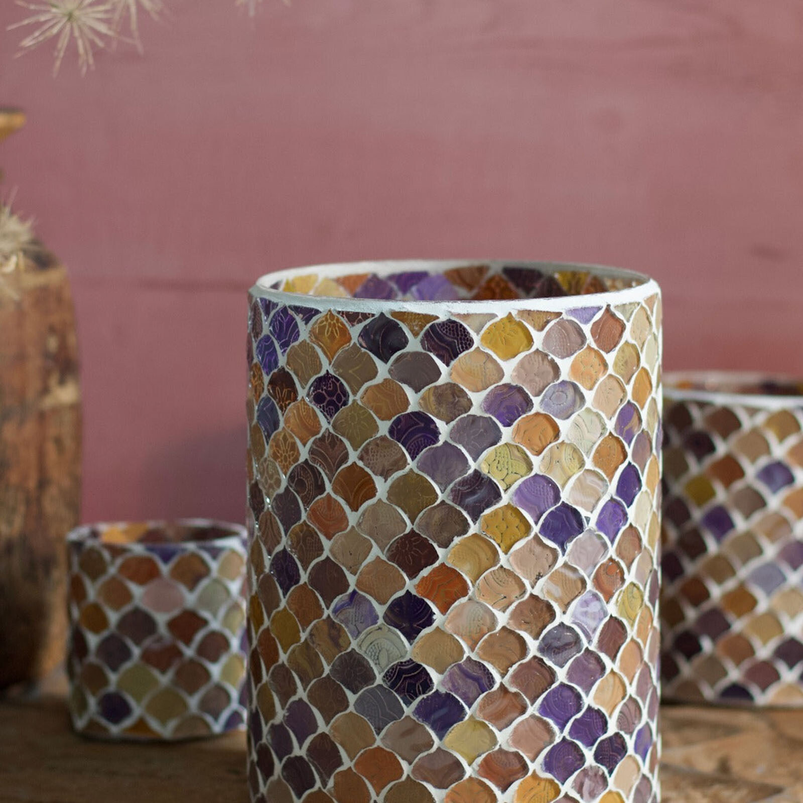 Handgemaakte theelichthouder van De Weldaad – gerecycled glas