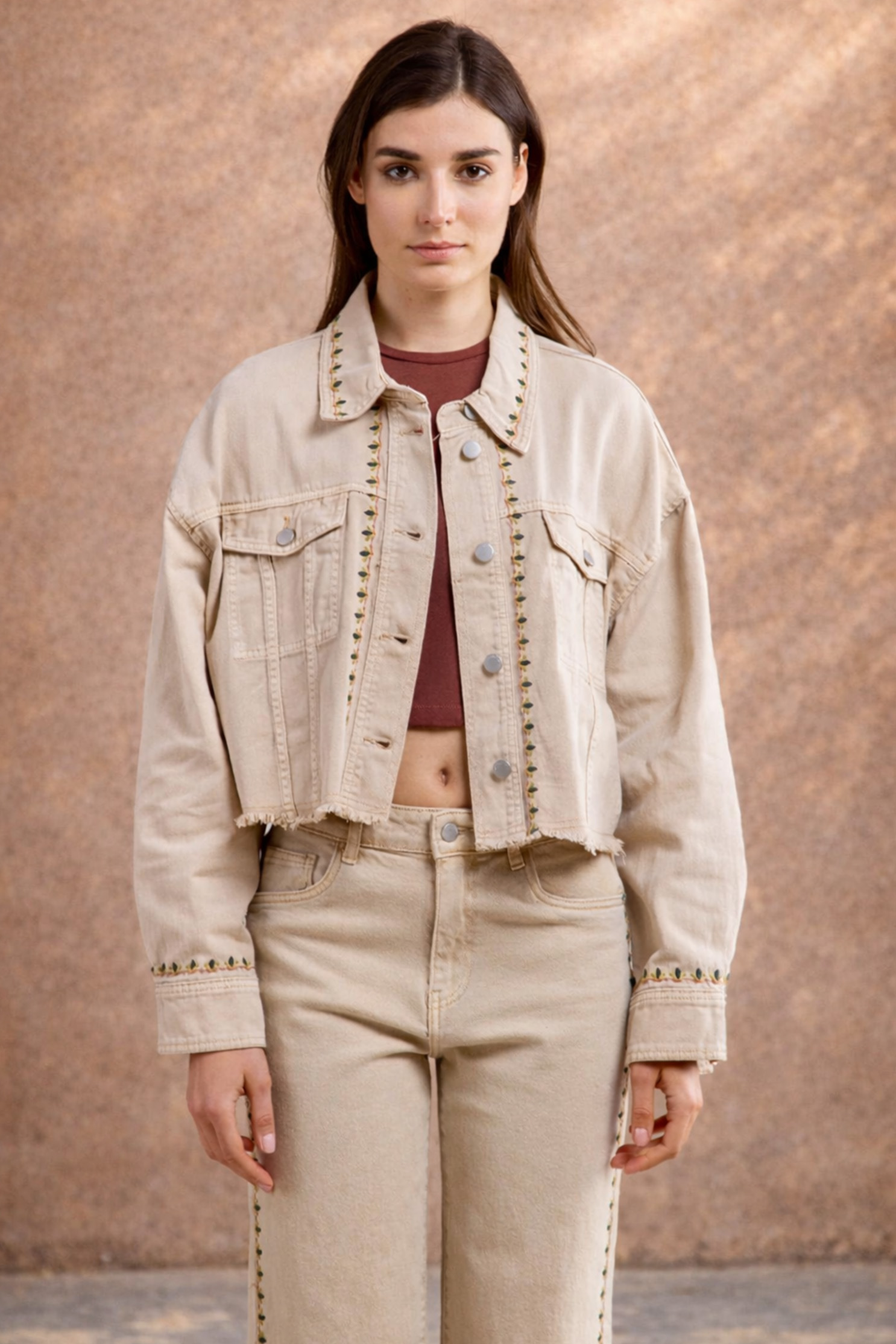 Beige katoenen jasje Amira – vooraanzicht